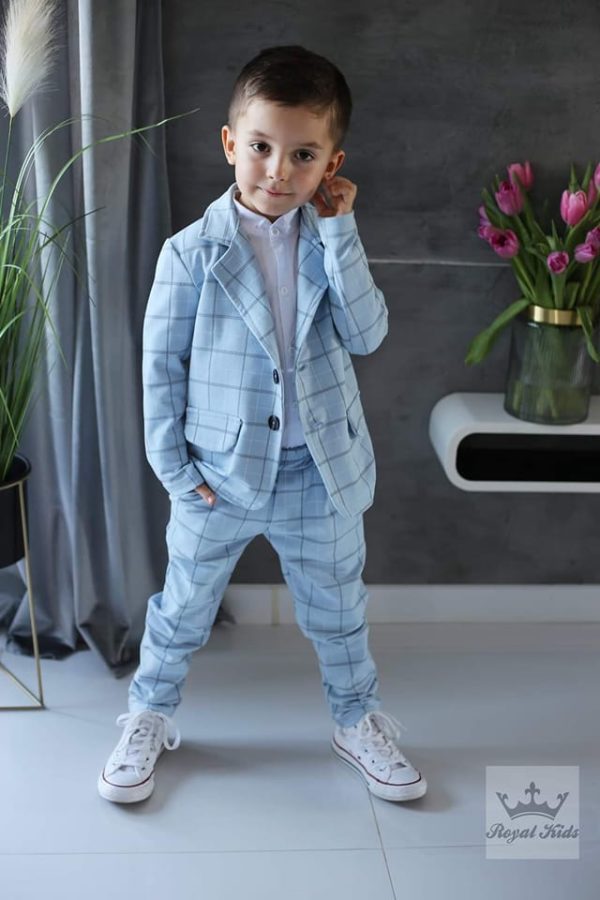 Błękitny garnitur w kratkę dla chłopca Royal Kids.